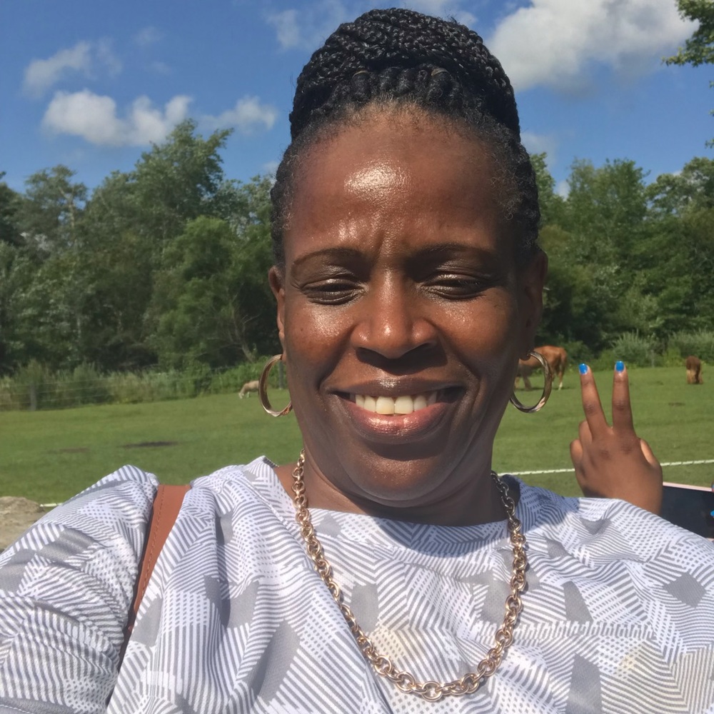 Meet your Posher, Denise